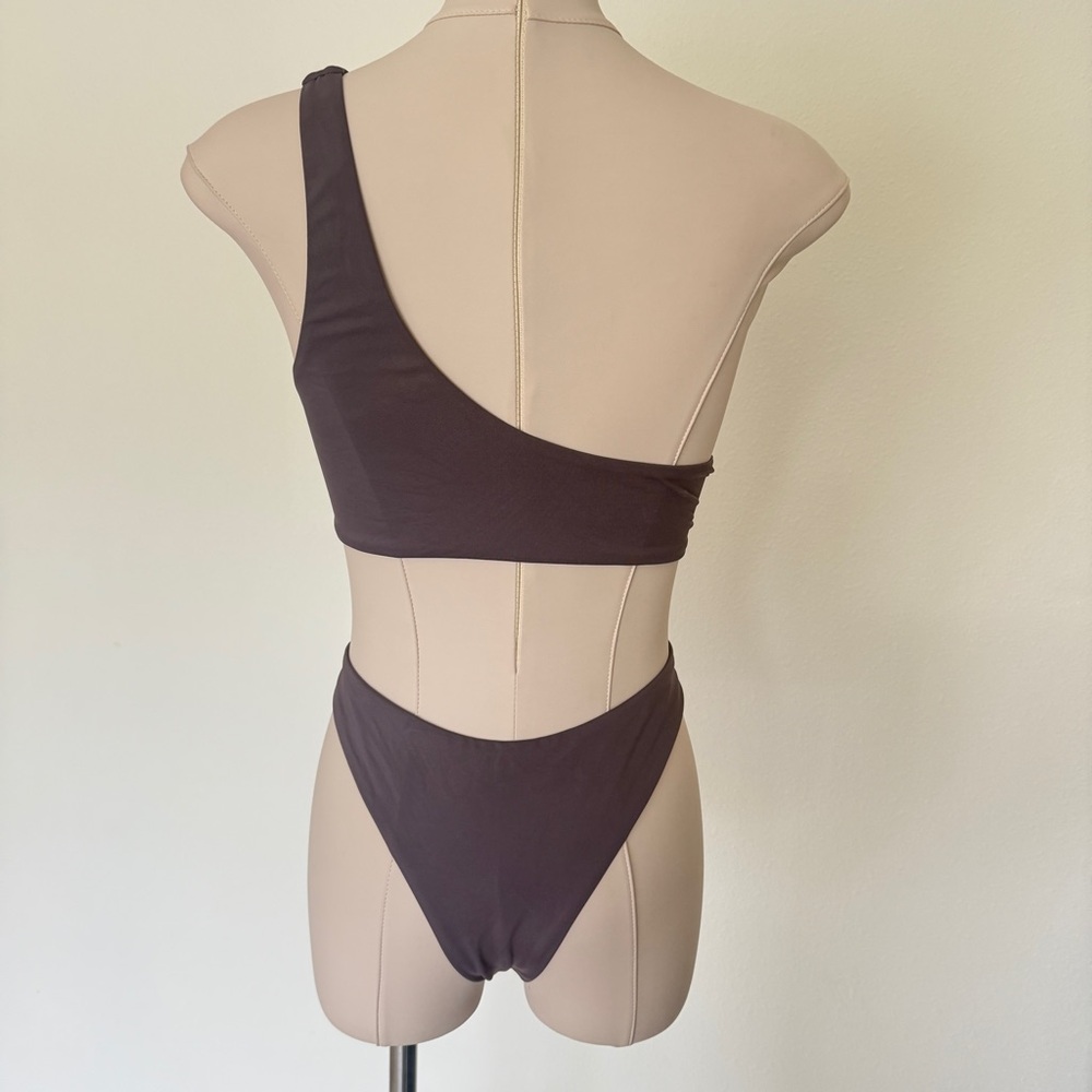 Sommer ~ One Shoulder Bikini ( 2 Pieces) - Picture 2 of 9